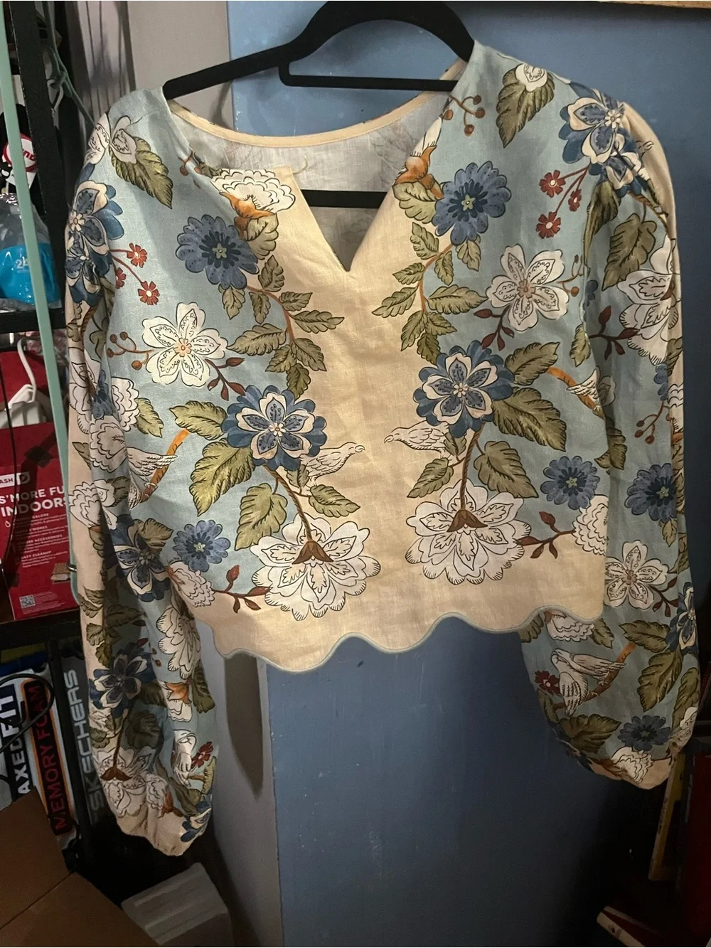 FARM Rio Blue and Cream Floral Scalloped Crop Blouse